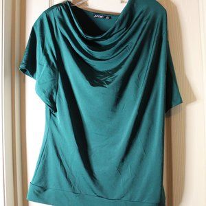 APT 9 Emerald Green Blouse